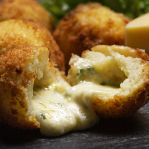 Bolinha de queijo